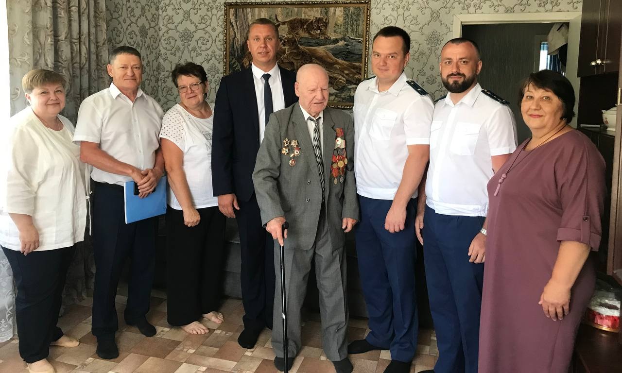 Поздравление ветерана Михаила Щербакова