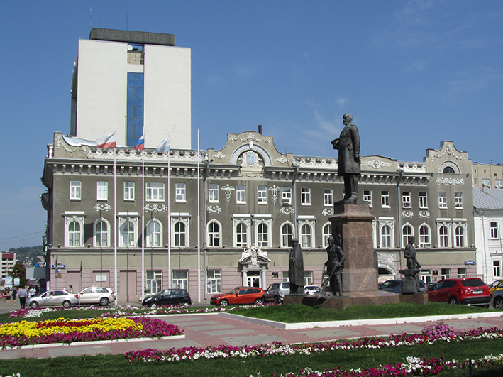 На ремонт саратовских дворов потратят 1 миллиард рублей