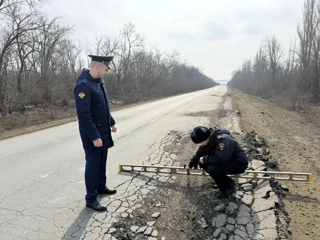 Допустивший забастовку водителей саратовский перевозчик получил предостережение прокуратуры Допустивший забастовку водителей саратовский перевозчик получил предостережение прокуратуры