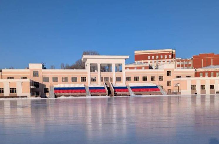 В Саратове снова открылся каток на стадионе 