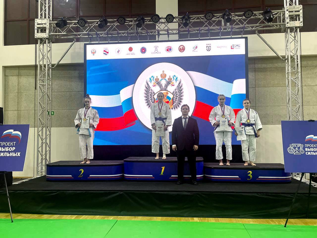 Юная саратовчанка стала лучшей в России на соревнованиях по дзюдо