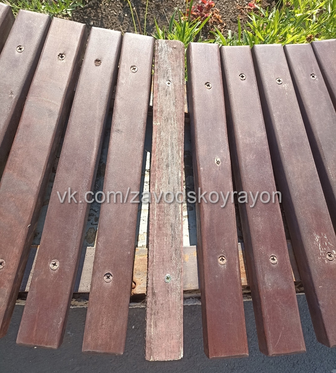 Скамейка в Заводском 2