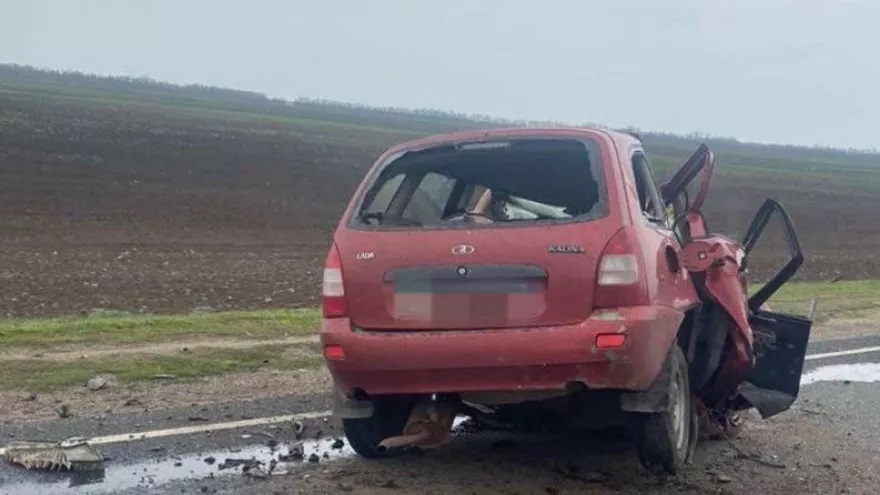 Водитель «Лады Калины» погиб при столкновении с иномаркой в Саратовской области