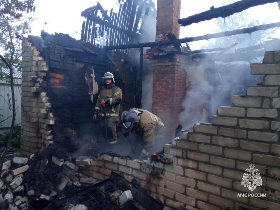 На пожаре под Саратовом погиб 62-летний мужчина