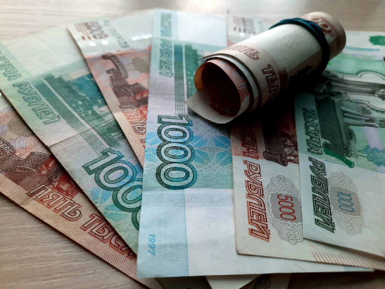Главу саратовской управляющей компании подозревают в хищении 1 миллиона рублей
