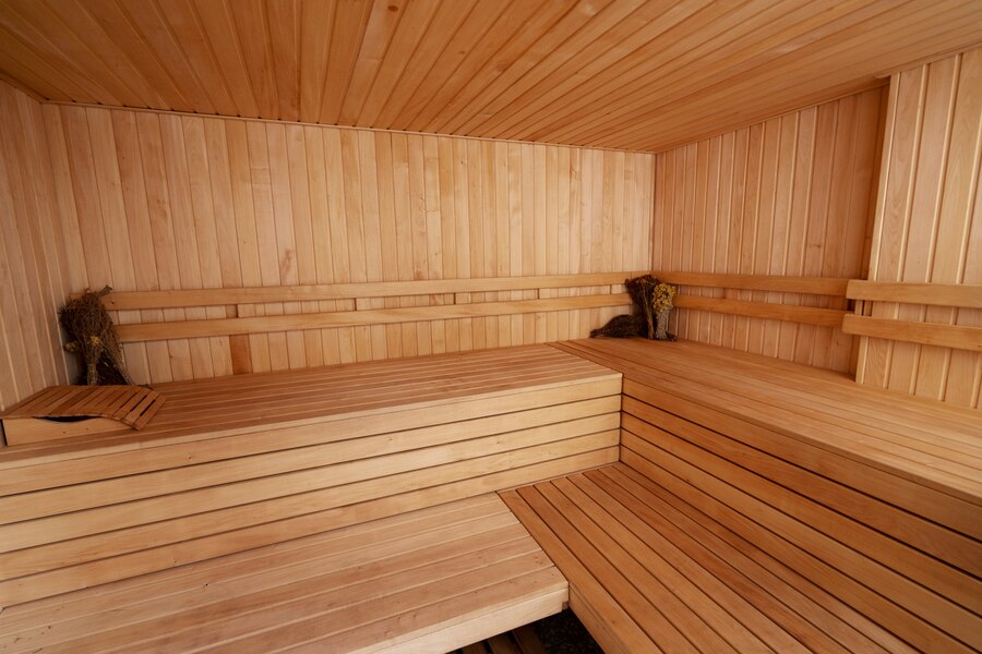 В Саратове участники СВО смогут посещать муниципальные бани на льготной основе