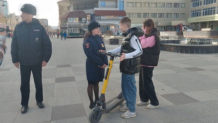 В Саратовской области инспекторы проведут беседы с самокатчиками