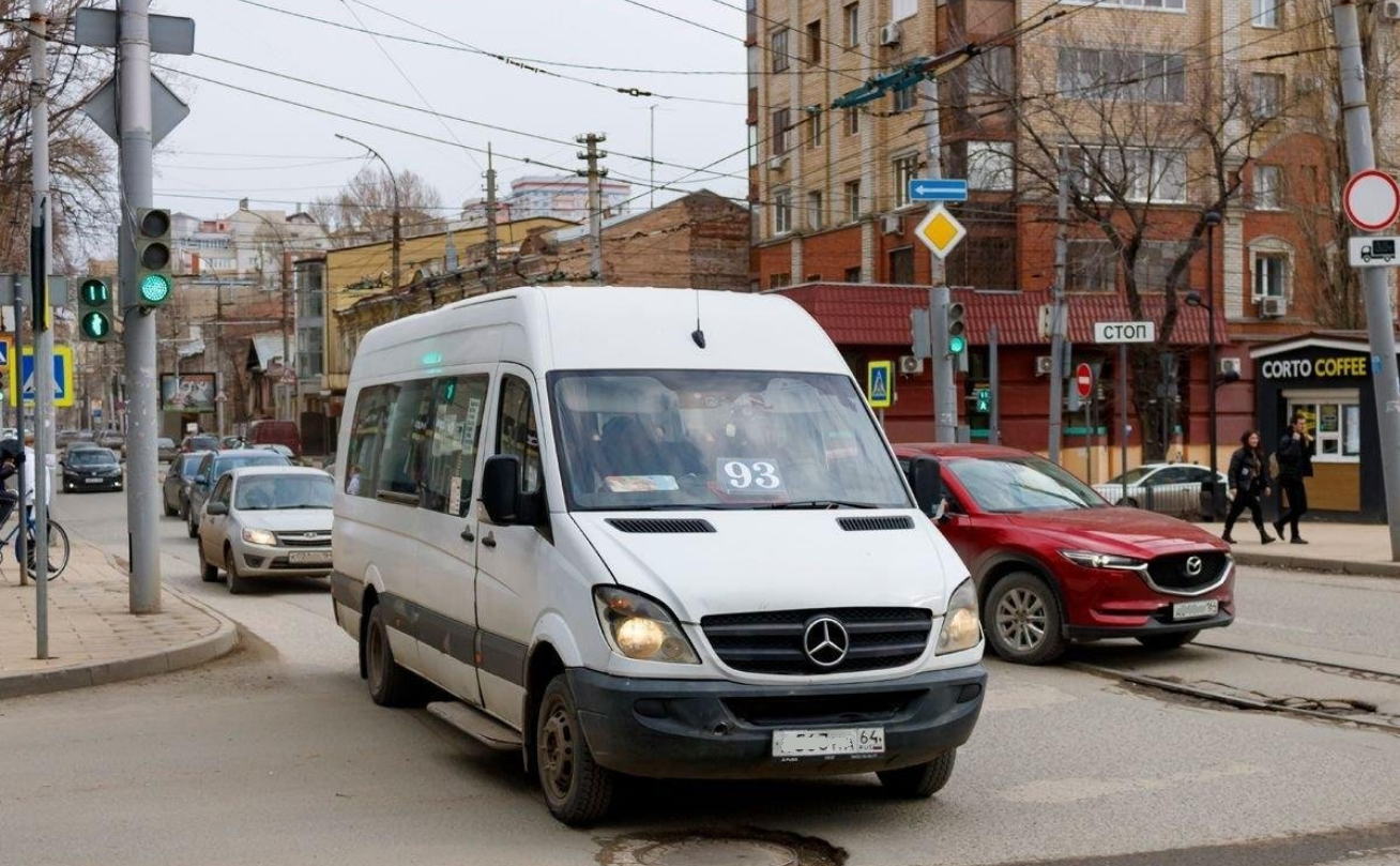 Из-за дорожных работ в Саратове изменились схемы движения пяти маршруток