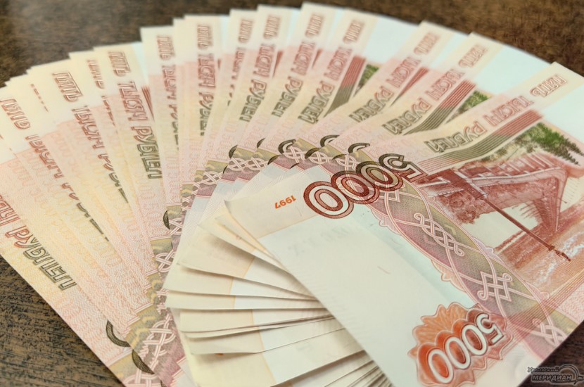 Для саратовских военных увеличили единовременную выплату до 500 тысяч рублей