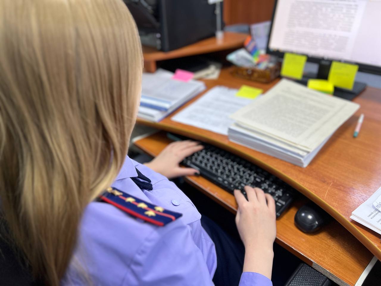 Сотрудница полиции подделала доказательства по делу о ДТП в Саратовской области