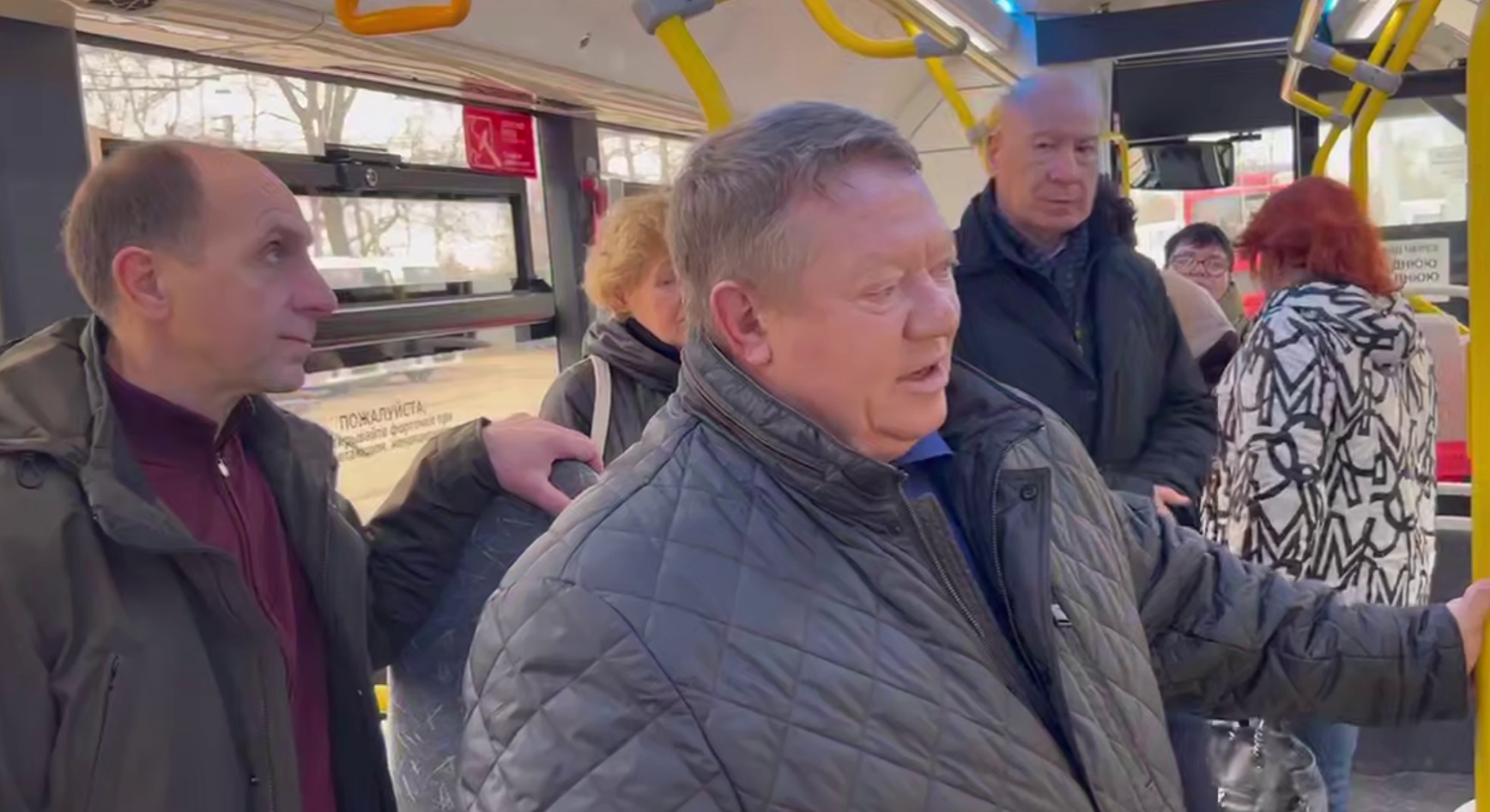 Панков призвал повысить зарплаты сотрудникам балаковского электротранспорта