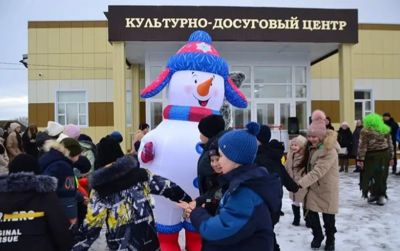 В саратовском селе распахнул свои двери новый культурно-досуговый центр