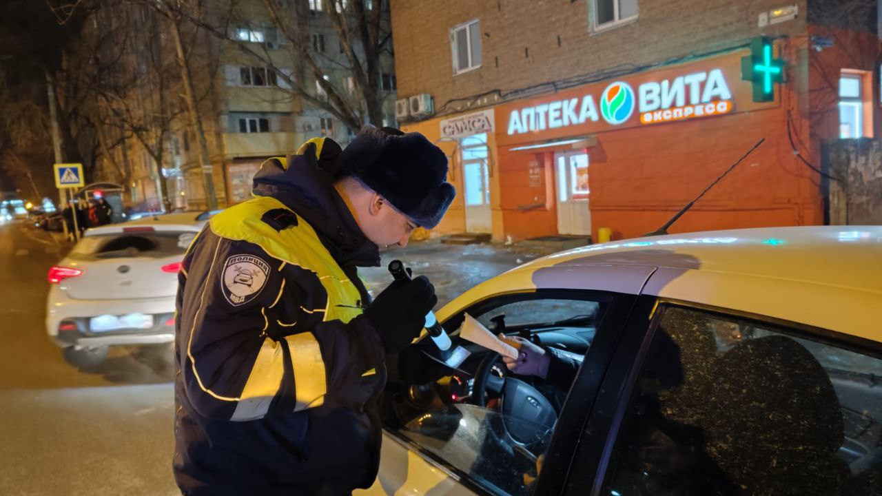 В праздничные дни саратовские полицейские поймали 91 нетрезвого водителя