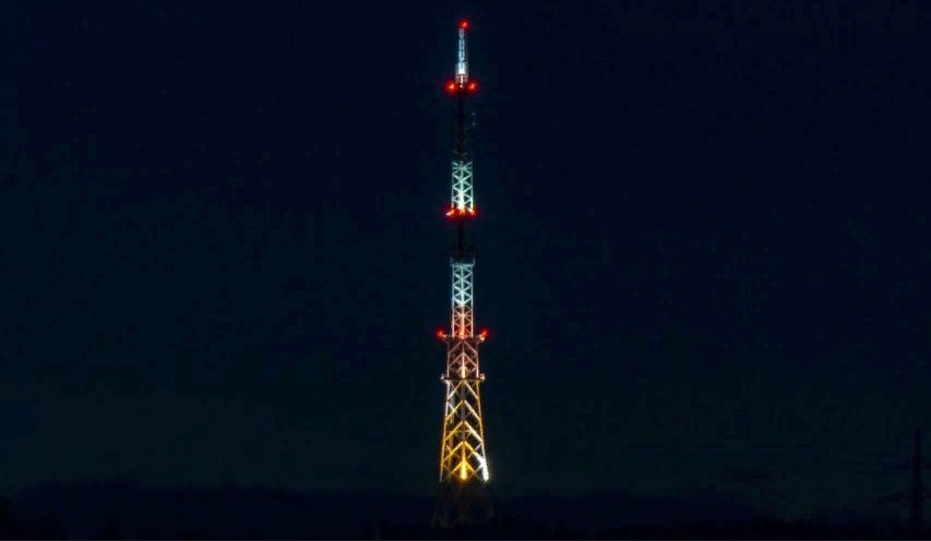 В День радио саратовская телебашня окрасится праздничной подсветкой