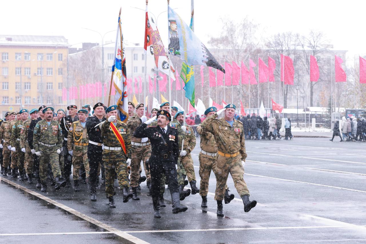 Парад памяти в Самаре 