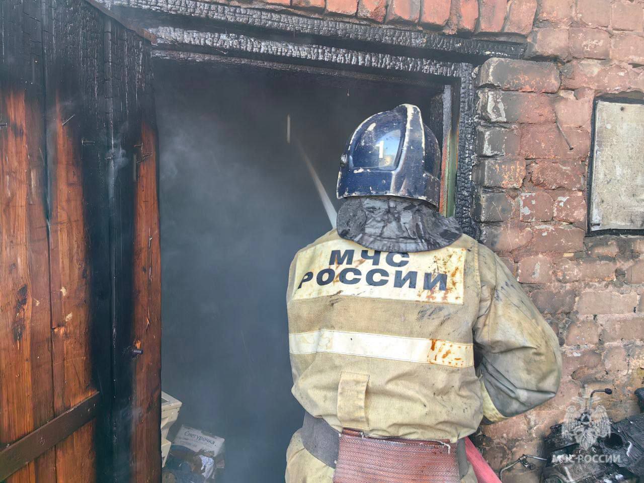 Уничтожает самое дорогое: саратовцев предупреждают об опасности пожаров