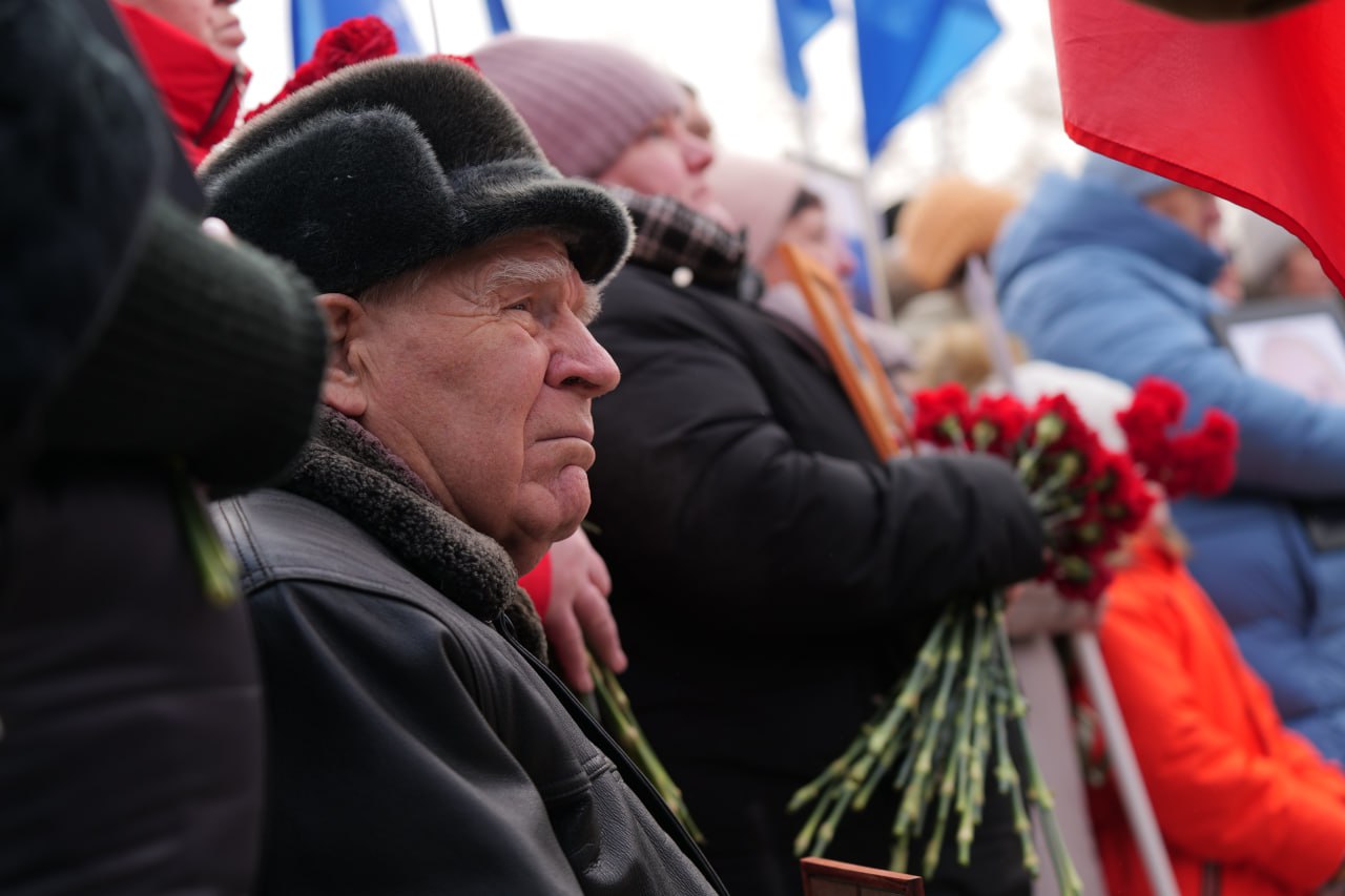 В Саратове и в районах области прошли памятные мероприятия, посвященные Дню Героев Отечества