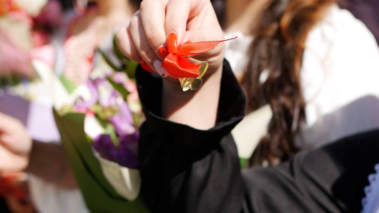 Саратовским школьникам назвали даты последних звонков и выпускных в 2026 году Саратовским школьникам назвали даты последних звонков и выпускных в 2026 году