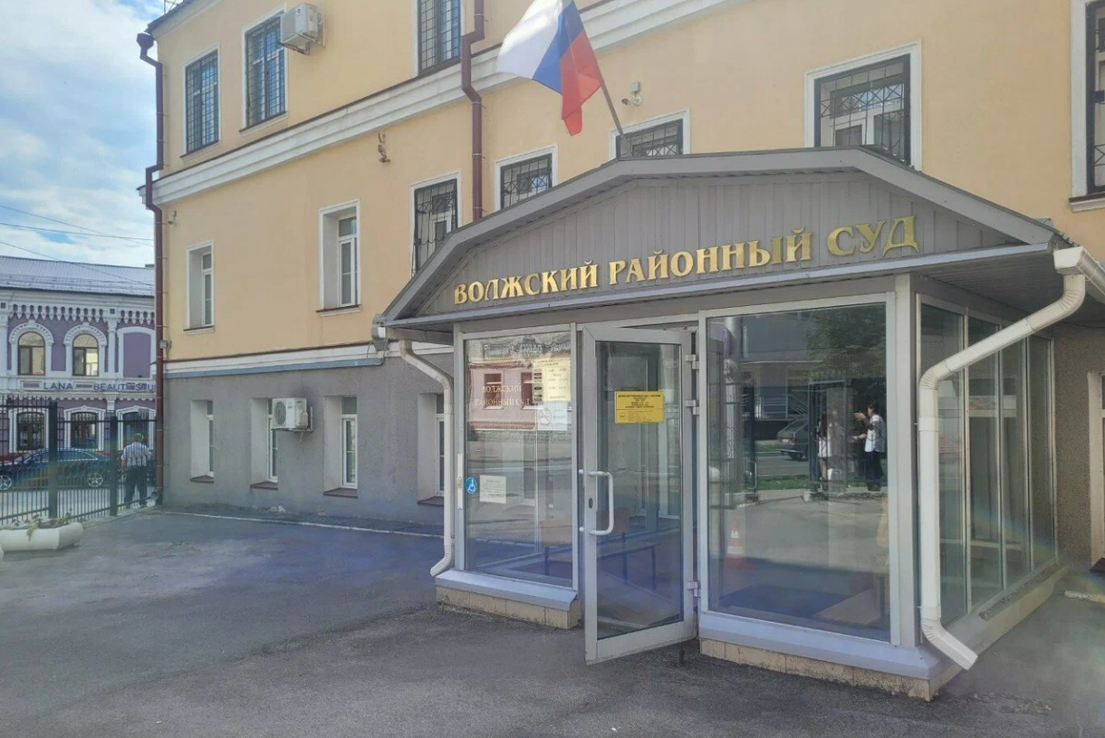 Судья Волжского районного суда Виктор Кучко уходит в отставку