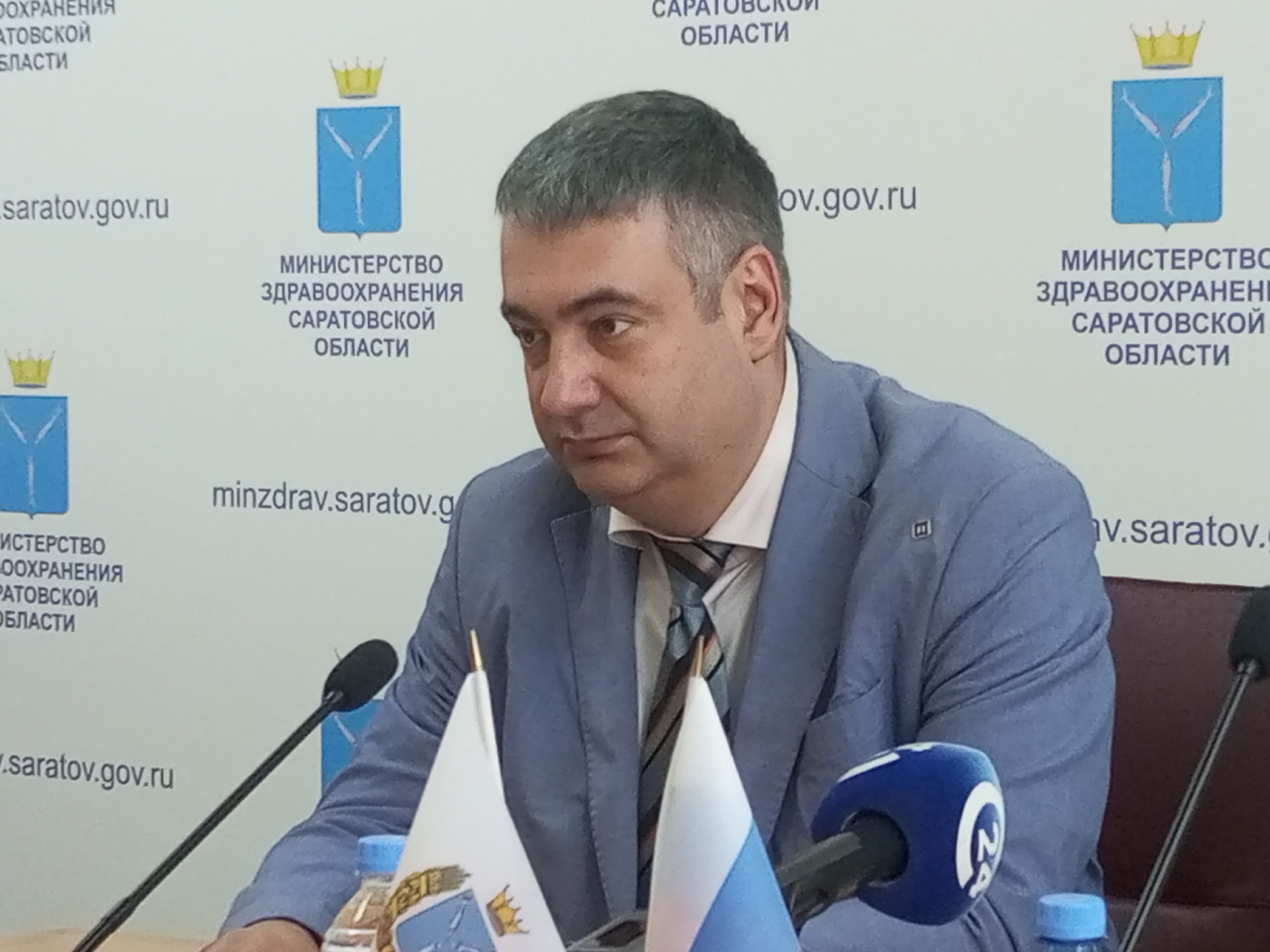 Изувеченной винтом катера саратовской девочке проведут несколько операций в Москве