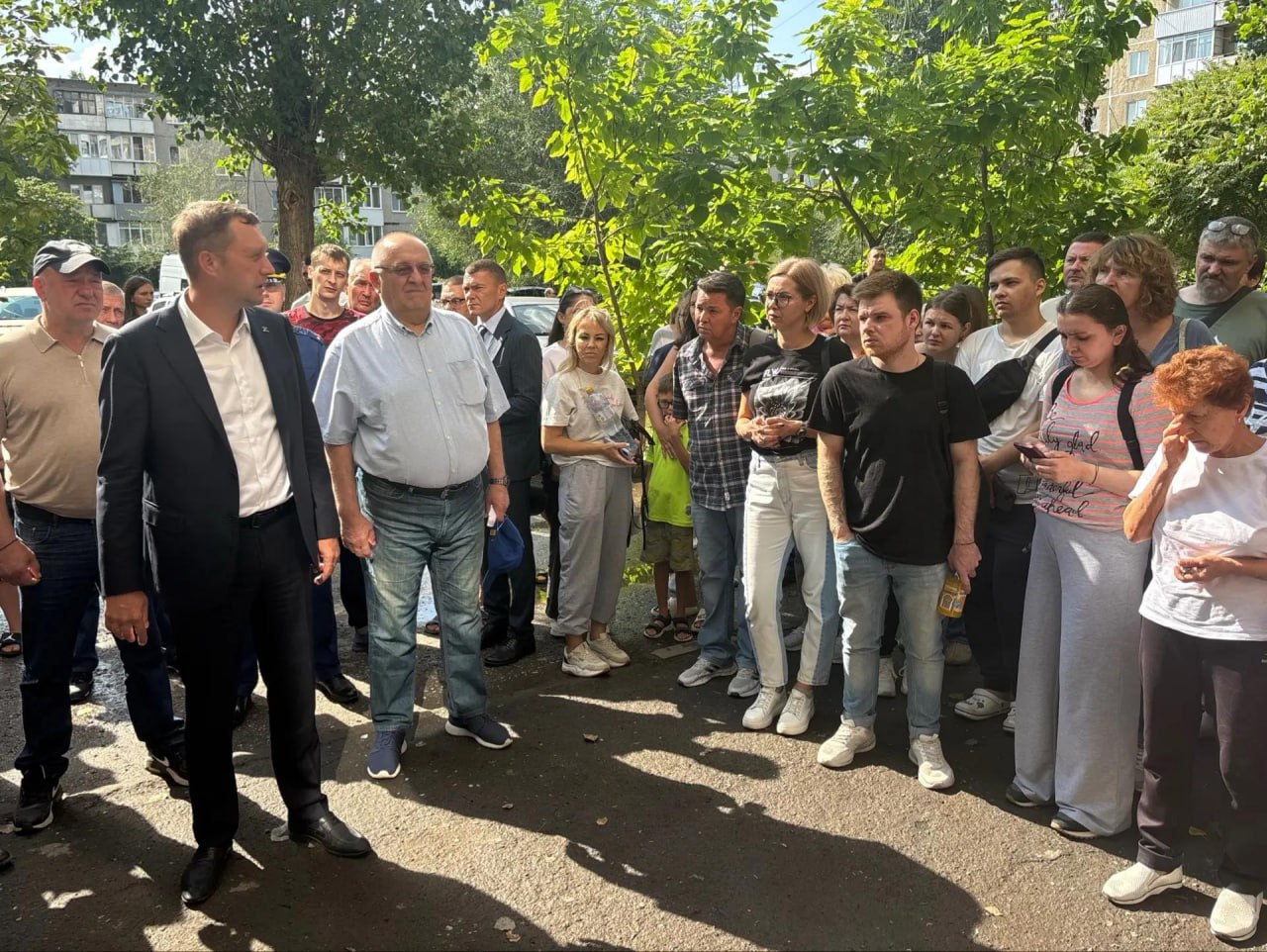 Пострадавшим от атаки БПЛА саратовцам сообщили, куда обращаться за помощью