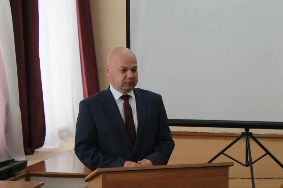 Михаил Визгалов официально возглавил Хвалынский район
