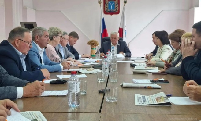 В Саратовской области намолотили 5,2 миллиона тонн зерна В Саратовской области намолотили 5,2 миллиона тонн зерна