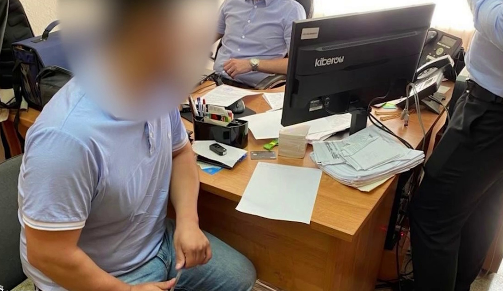 Саратовский экс-налоговик ждёт суда за торговлю секретными данными
