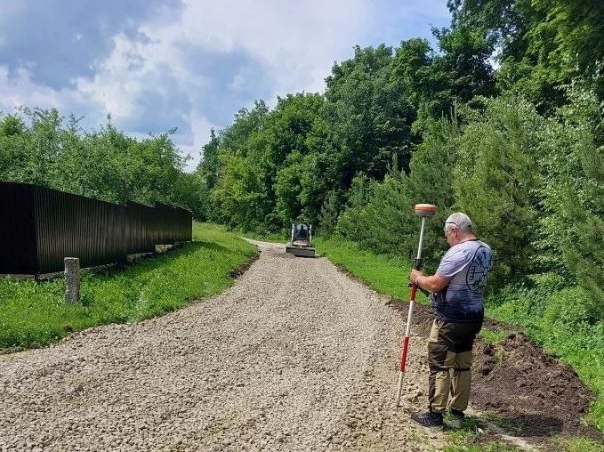 В саратовских селах появляются новые дороги В саратовских селах появляются новые дороги