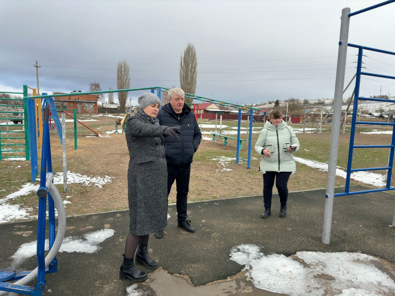 Детская площадка в селе Смеловка