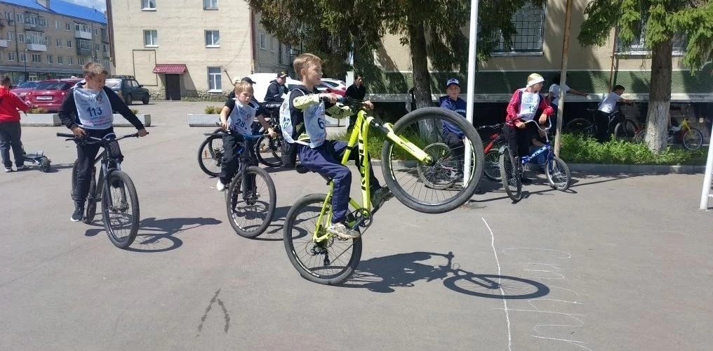 Петровск езда на заднем колесе