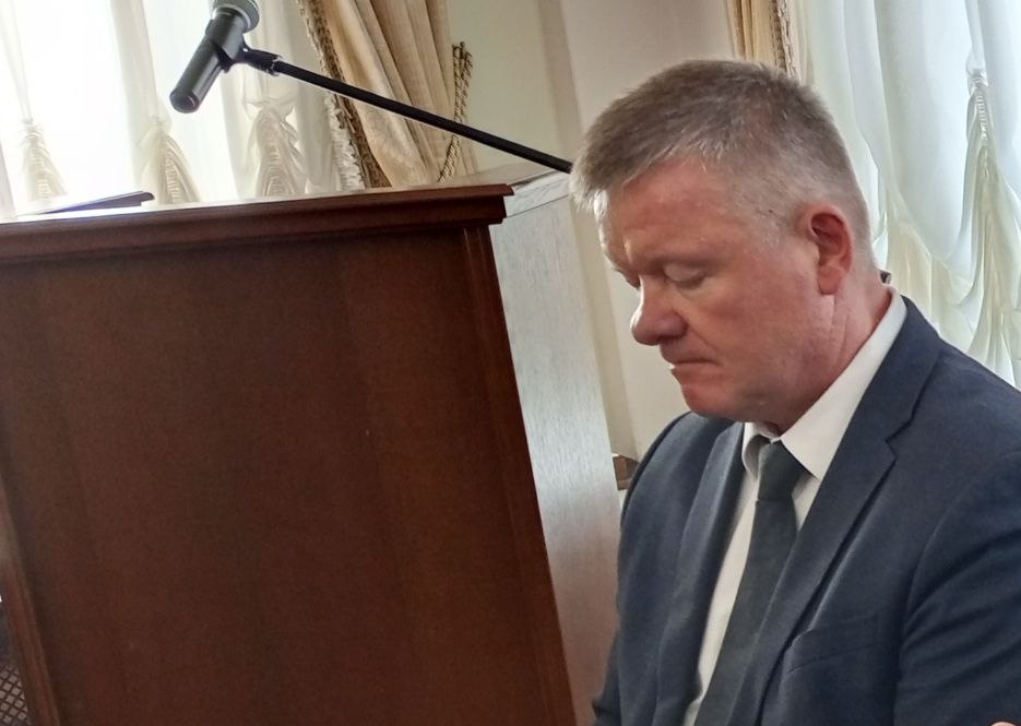 Суд оштрафовал и лишил прав саратовского вице-губернатора Михаила Исаева за ДТП