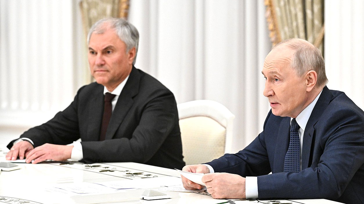 Путин полностью поддержал кандидатуру Володина на пост председателя Госдумы