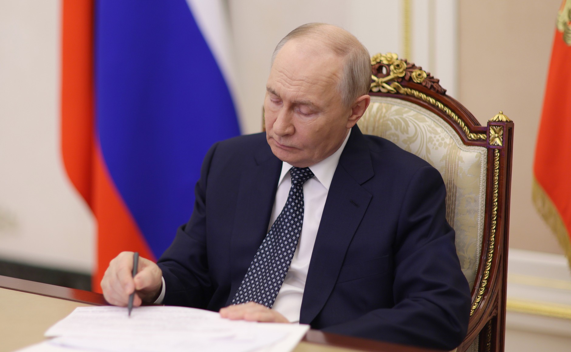Путин подписал указ об учителях