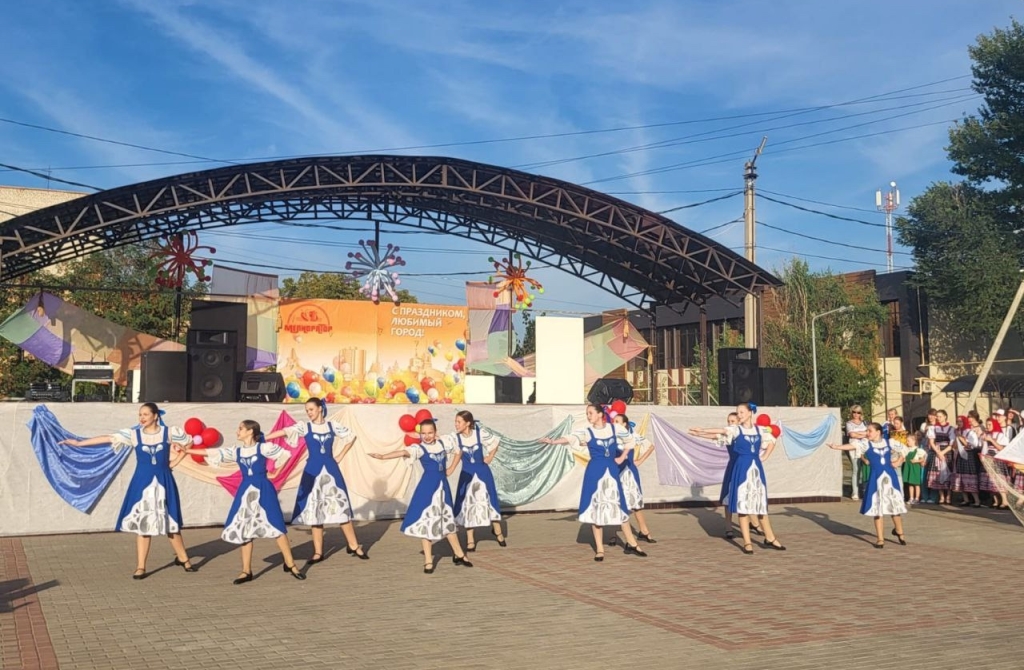 Саратовцев приглашают неделю праздновать день рождения Энгельса Саратовцев приглашают неделю праздновать день рождения Энгельса