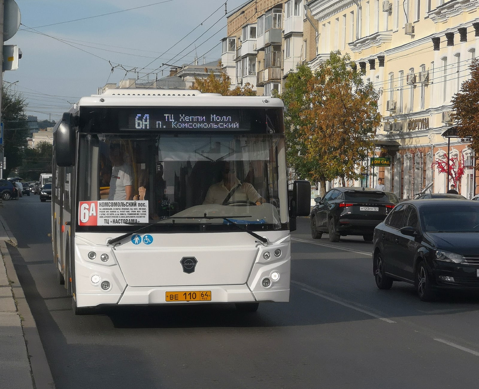 Новые автобусы - старые проблемы: саратовцы изнывают от жары в “мэрском” транспорте