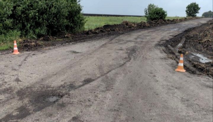 Разбитые дороги Самойловского района