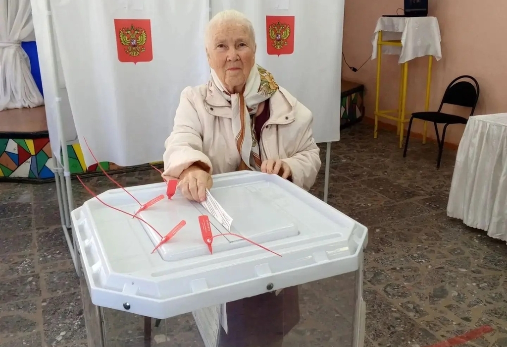 Сакрыкина голосует в Дергачах