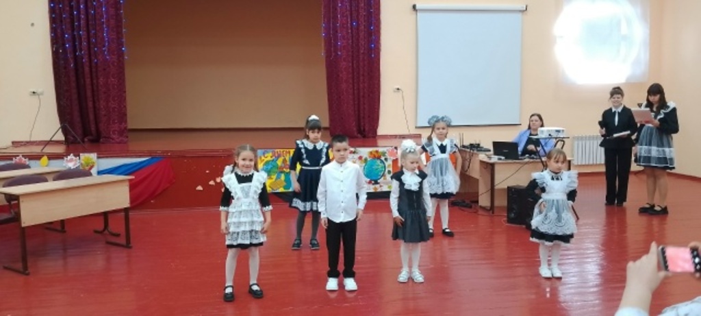 День учителя в Озинском районе