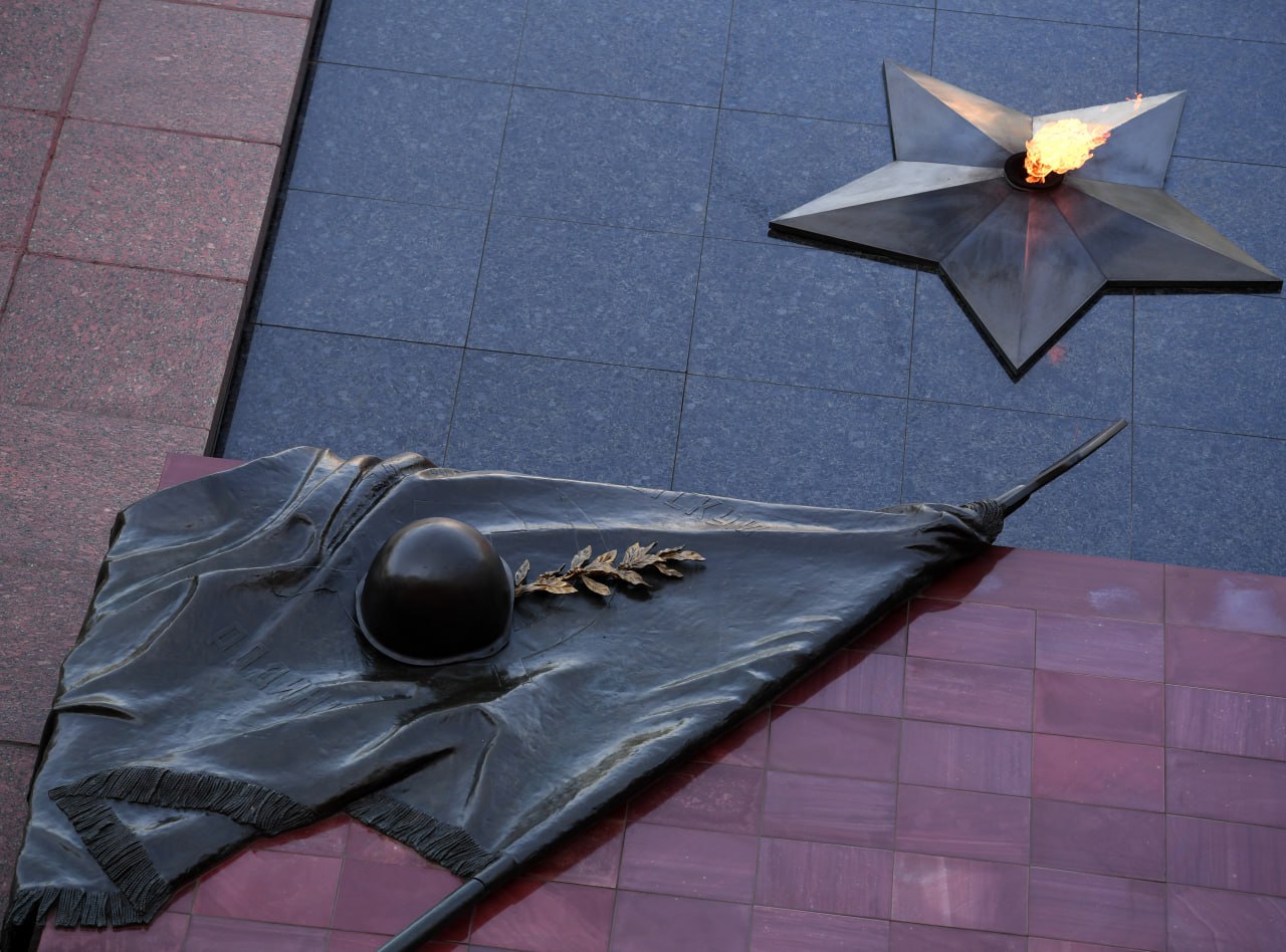 «Звучит в каждой семье»: в России назвали главное слово 2025 года «Звучит в каждой семье»: в России назвали главное слово 2025 года