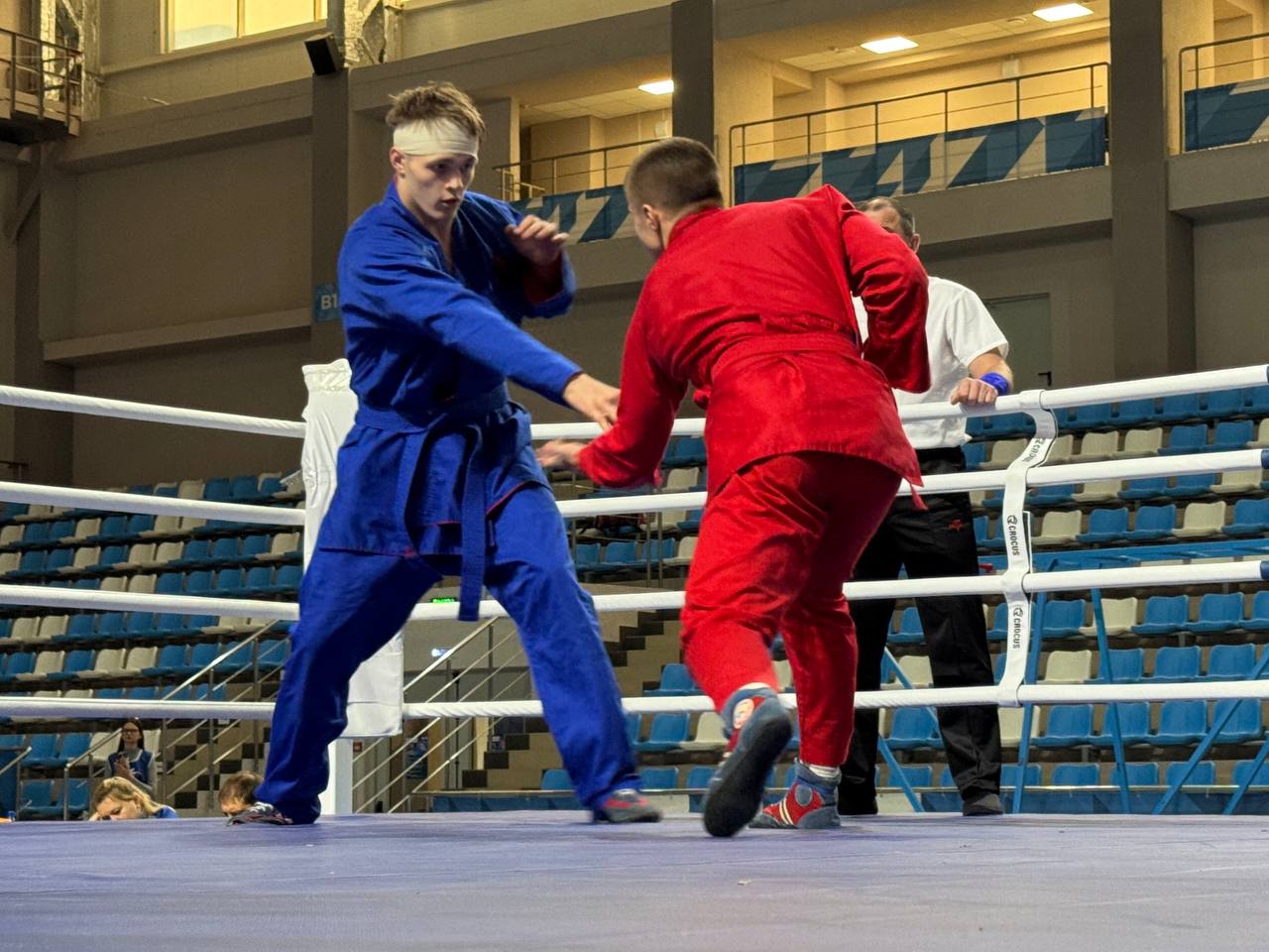 Саратовцев приглашают поддержать борцов на мировом турнире