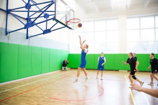 Путин поручил саратовскому губернатору провести «Школьную лигу»