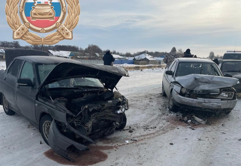 В саратовском селе две «десятки» не поделили дорогу