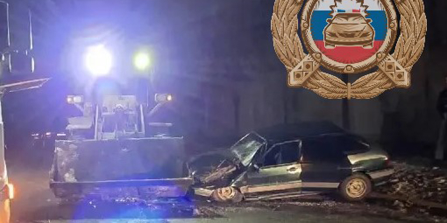 Юный саратовец пострадал в столкновении со снегоуборочным трактором