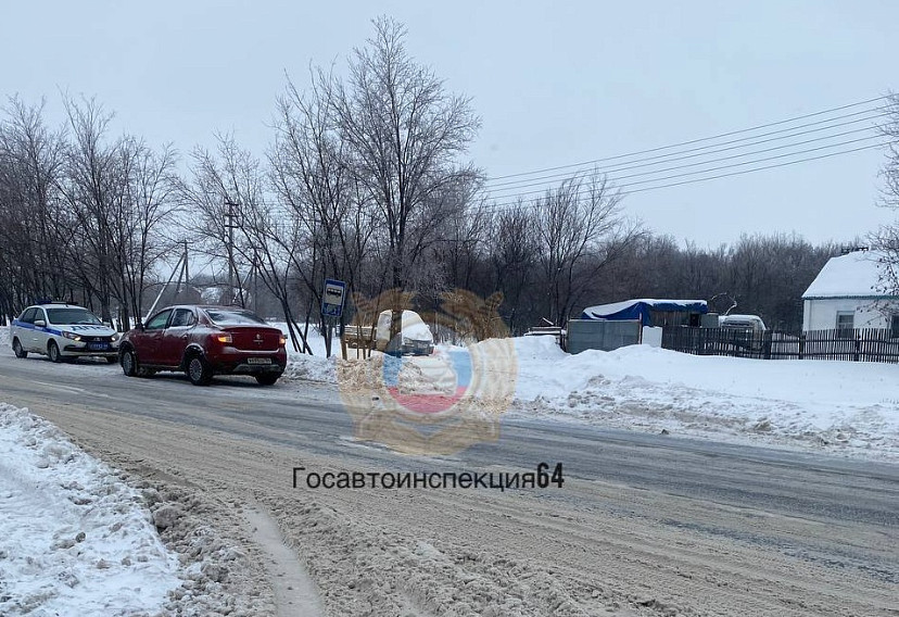 Семилетний мальчик попал под колёса иномарки в Саратове Семилетний мальчик попал под колёса иномарки в Саратове