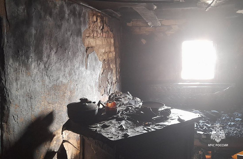 На пожаре в Саратовской области погиб мужчина