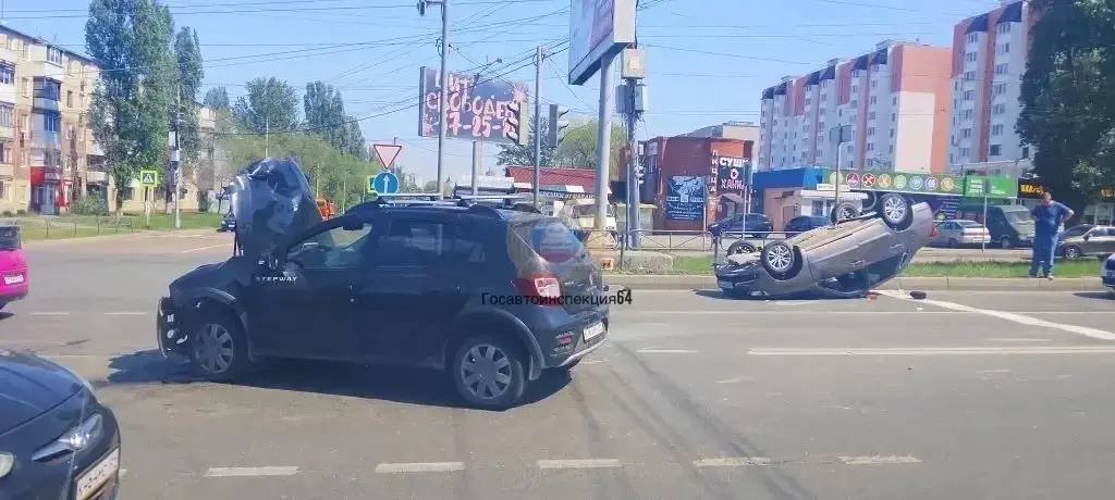 Полиция ищет в Саратове свидетелей ДТП с тремя пострадавшими