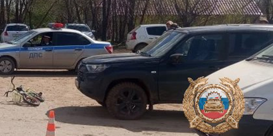 Две девочки на велосипедах попали под колёса авто в Саратовской области