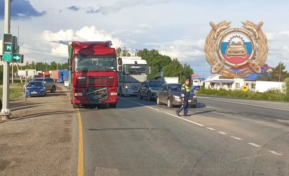 На саратовской трассе фура насмерть сбила женщину На саратовской трассе фура насмерть сбила женщину