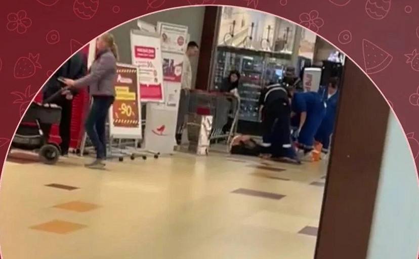 В Саратове в ТЦ «Оранжевый» мужчина с ножом напал на посетителя